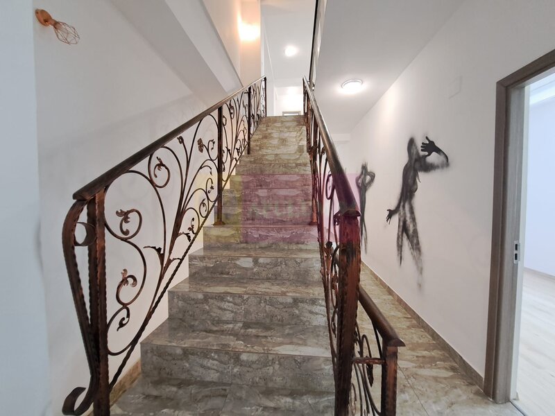 P+3 Timpuri Noi, 12 camere , ideal locuinta sau birouri
