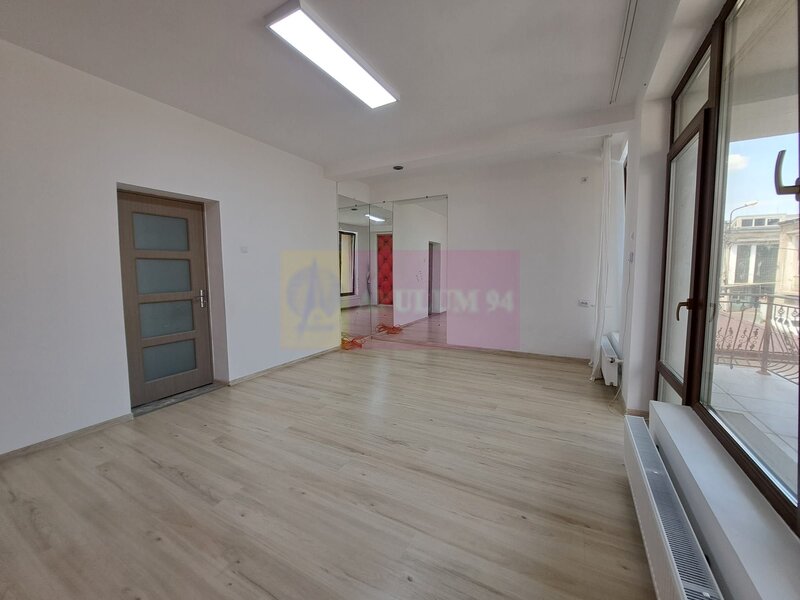 P+3 Timpuri Noi, 12 camere , ideal locuinta sau birouri