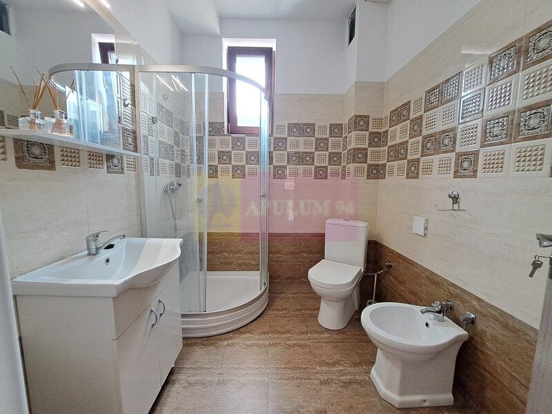 P+3 Timpuri Noi, 12 camere , ideal locuinta sau birouri