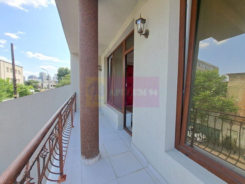 P+3 Timpuri Noi, 12 camere , ideal locuinta sau birouri
